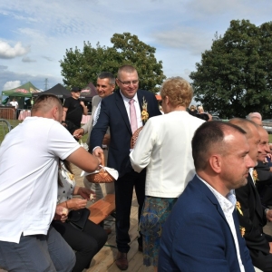 dozynki-legnickie-pole-fot-ewajak328.jpg