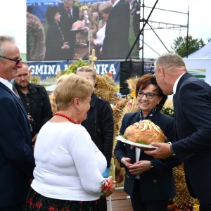 dozynki-gm-mecinka-fot-zjak180.jpg