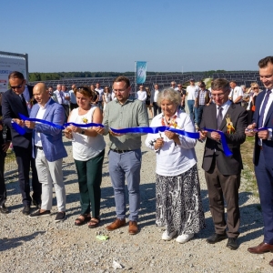 Otwarcie-farmy-fotowoltaicznej-fot-jakub-wieczorek027.jpg