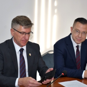 umowa-droga-chojnow-fot-zjak13.jpg