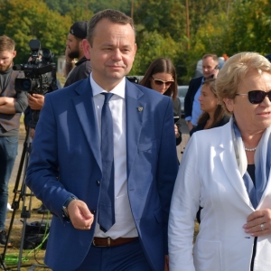 kolej-wraca-do-zlotoryi-fot-zjak16.jpg