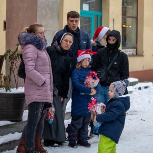 rozdanie-paczek-mikolajkowych-fot-jakub-wieczorek43.jpg