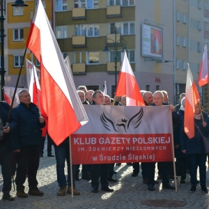 marsz-wolnych-polakow-fot-zjak069.jpg