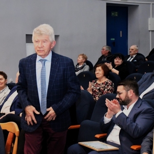 czlowiek-zlotoryi-fot-ewajak226.jpg