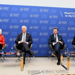 debata-kandydatow-fot-ewajak060.jpg