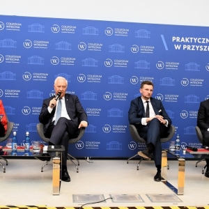 debata-kandydatow-fot-ewajak125.jpg
