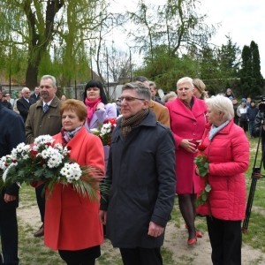 tablica-w-mikolajowicach-fot-zj112.jpg