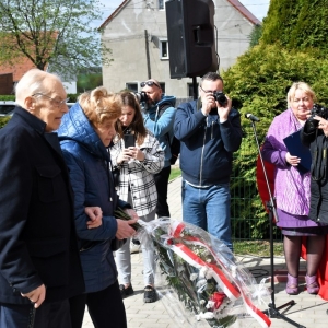 tablica-w-mikolajowicach-fot-zj120.jpg