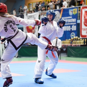 06.04.24-mistrzostwa-juniorow-i-juniorow-mlodszych-w-taekwondo-zlotoryja_77.jpg