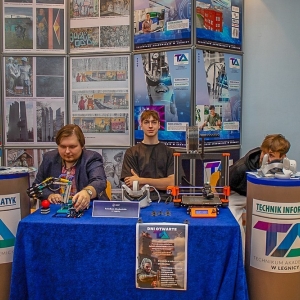 targi-edukacyjne-witelo-fot-jakub-wieczorek017.jpg