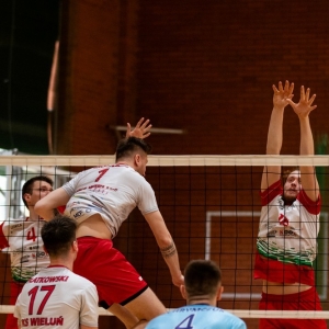 Ikar-Legnica-WKS-Wielun-fot-jakub-wieczorek22.jpg
