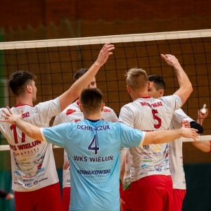 Ikar-Legnica-WKS-Wielun-fot-jakub-wieczorek24.jpg