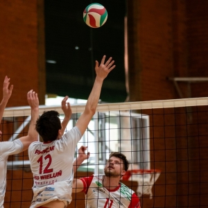 Ikar-Legnica-WKS-Wielun-fot-jakub-wieczorek37.jpg