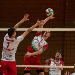 Ikar-Legnica-WKS-Wielun-fot-jakub-wieczorek46.jpg