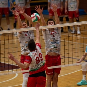 Ikar-Legnica-WKS-Wielun-fot-jakub-wieczorek75.jpg