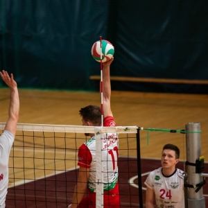 Ikar-Legnica-WKS-Wielun-fot-jakub-wieczorek79.jpg