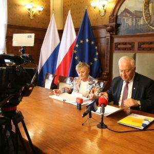 pozegnianie-z-mediami-fot-um03.jpg