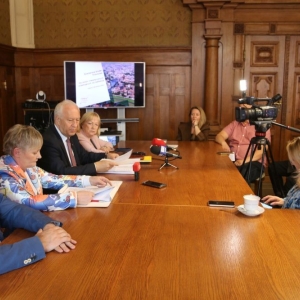 pozegnianie-z-mediami-fot-um13.jpg