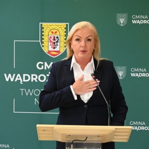 sesja-piewrwsza-wadroze-fot-ug43.jpg