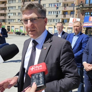 morawiecki-poparl-dworczyka-fot-jagoda-balicka07.jpg