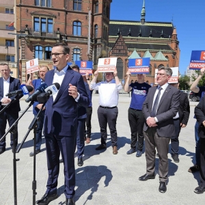 morawiecki-poparl-dworczyka-fot-jagoda-balicka14.jpg