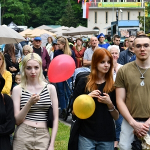 korowod-zlotoryja-fot-zjak279.jpg