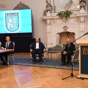 honorowy-obyw-legnicy-fot-ewajak101.jpg