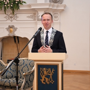 honorowy-obyw-legnicy-fot-ewajak300.jpg