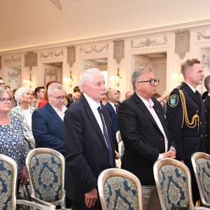 honorowy-obyw-legnicy-fot-ewajak310.jpg