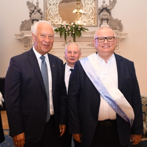 honorowy-obyw-legnicy-fot-ewajak350.jpg
