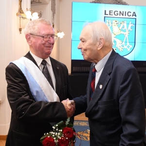 honorowy-obyw-legnicy-fot-ewajak359.jpg