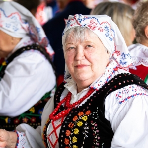 Festiwal-Muzyki-Biesiadnej-w-Niedzwiedzicach-fot-jakub-wieczorek040.jpg