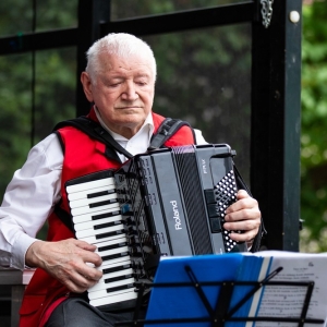 Festiwal-Muzyki-Biesiadnej-w-Niedzwiedzicach-fot-jakub-wieczorek127.jpg