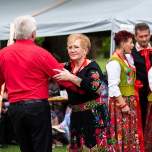 Festiwal-Muzyki-Biesiadnej-w-Niedzwiedzicach-fot-jakub-wieczorek151.jpg