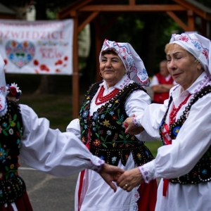 Festiwal-Muzyki-Biesiadnej-w-Niedzwiedzicach-fot-jakub-wieczorek162.jpg