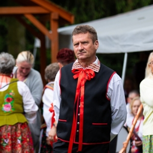 Festiwal-Muzyki-Biesiadnej-w-Niedzwiedzicach-fot-jakub-wieczorek165.jpg