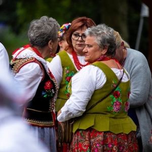 Festiwal-Muzyki-Biesiadnej-w-Niedzwiedzicach-fot-jakub-wieczorek167.jpg