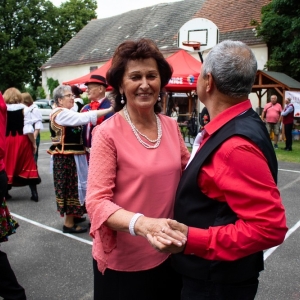 Festiwal-Muzyki-Biesiadnej-w-Niedzwiedzicach-fot-jakub-wieczorek198.jpg