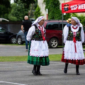 Festiwal-Muzyki-Biesiadnej-w-Niedzwiedzicach-fot-jakub-wieczorek200.jpg