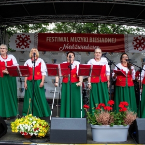 Festiwal-Muzyki-Biesiadnej-w-Niedzwiedzicach-fot-jakub-wieczorek215.jpg