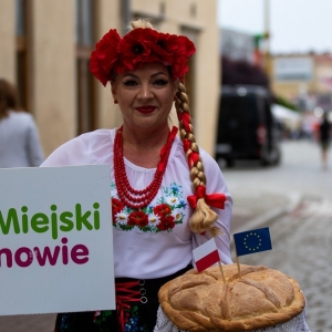 dni-chojnowa-korowod-fot-jakub-wieczorek021.jpg