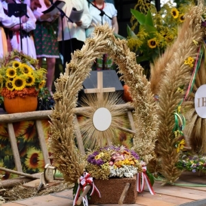 31.008.24-Dozynki-Pielgrzymka_103.jpg
