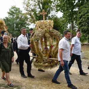 31.008.24-Dozynki-Pielgrzymka_75.jpg