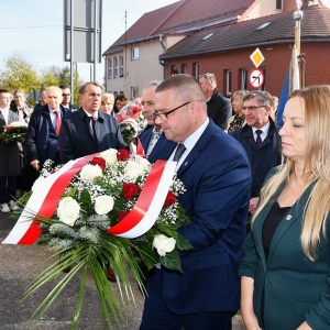 tablica-bieniowice-fot-zjak105.JPG
