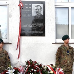 tablica-bieniowice-fot-zjak134.JPG