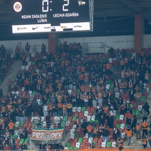 kibice-zl-lechia-fot-jakub-wieczorek102.JPG