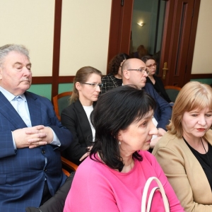 sesja-cmentarz-teren-fot-ewajak017.JPG