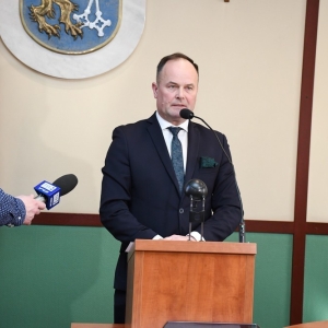 sesja-cmentarz-teren-fot-ewajak101.JPG