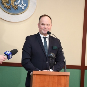 sesja-cmentarz-teren-fot-ewajak102.JPG