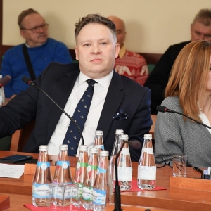 sesja-cmentarz-teren-fot-ewajak126.JPG